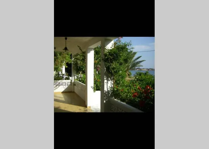 Tsampika Nyaraló Pefki