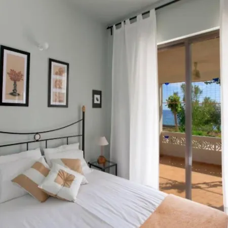 Tsampika Pefki (Rhodes)